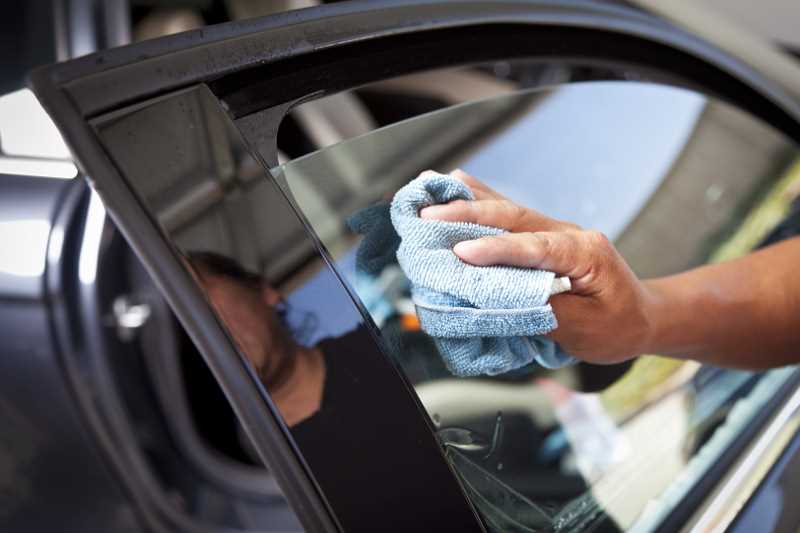 What to clean windows with before tinting